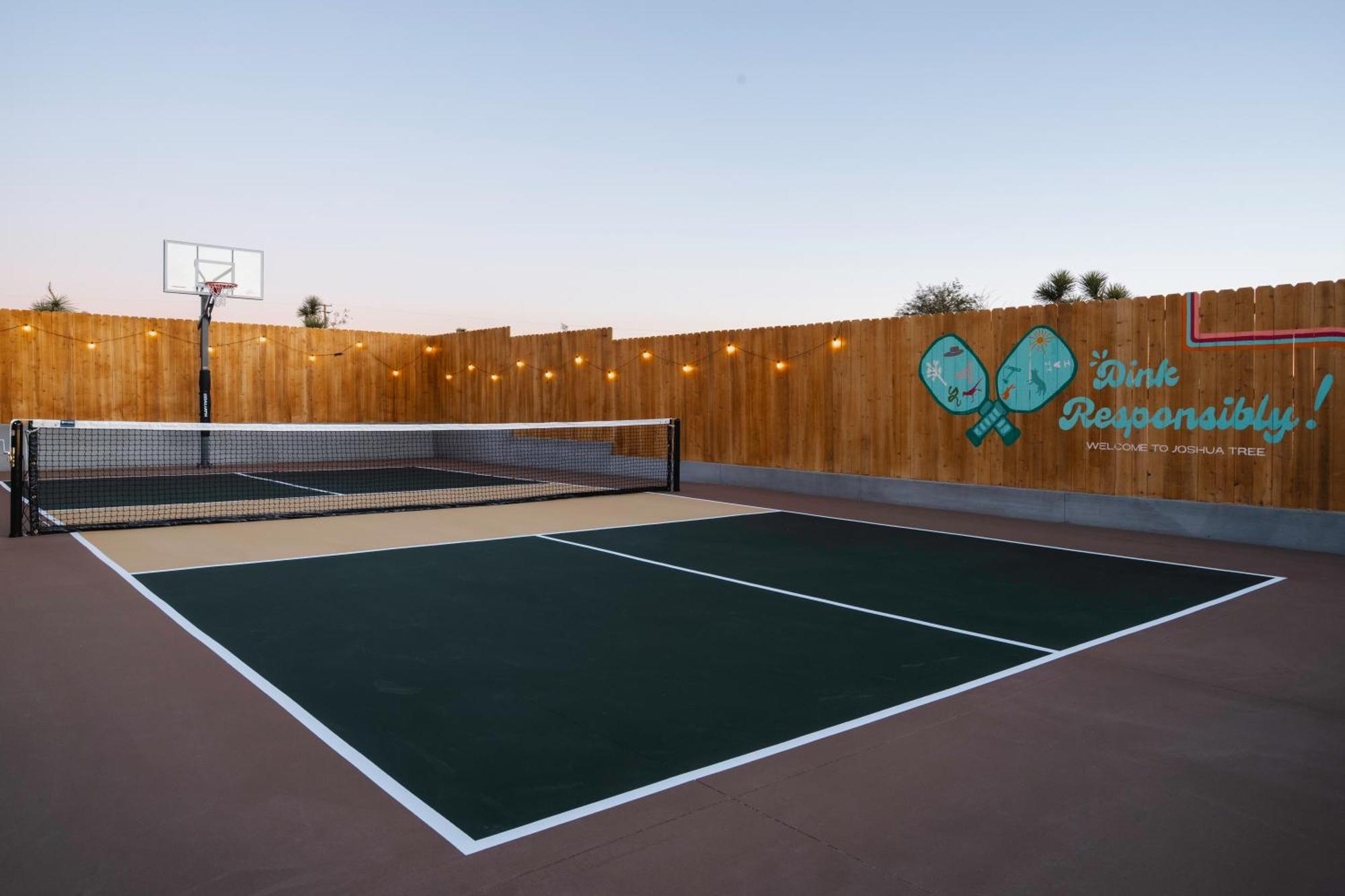 Ventana Cove Pickleball Retreat ユッカ・バレー エクステリア 写真