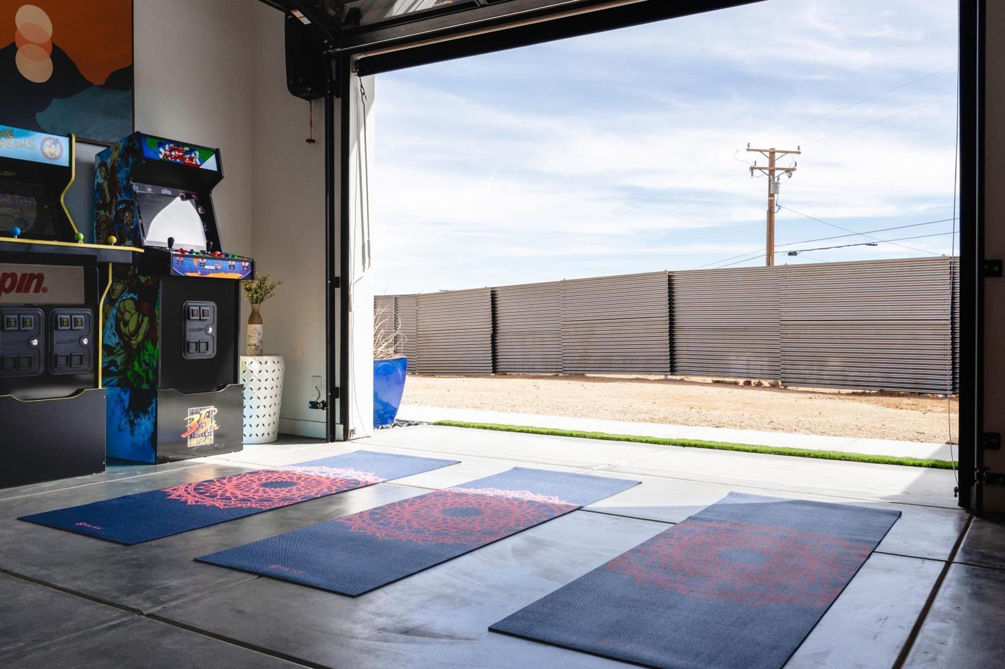 Ventana Cove Pickleball Retreat ユッカ・バレー エクステリア 写真